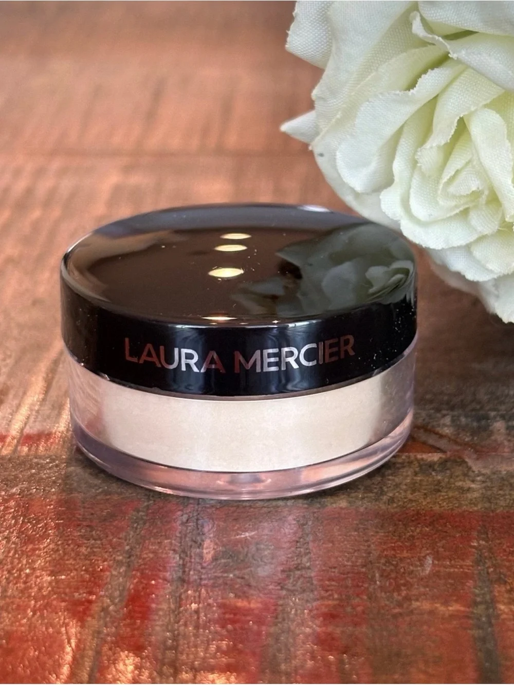 NEW Laura Mercier LOOSE SETTING POWDER Mini in TRANSLUCENT!